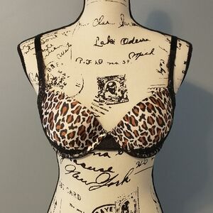 Wonderbra Animal Print Bra